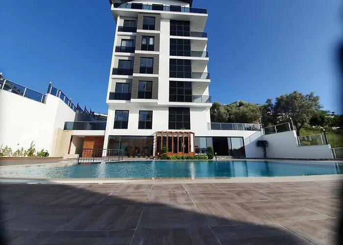 A Dreamy Luxury One-Bedroom Apartment With Special Views Of The Forest, Sea And Sunset Apartman Alanya