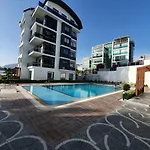 A Dreamy Luxury One-bedroom With Special Views Of The Forest, Sea And Sunset * Αλάνια
