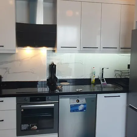 Apartman A Dreamy Luxury One-bedroom With Special Views Of The Forest, Sea And Sunset