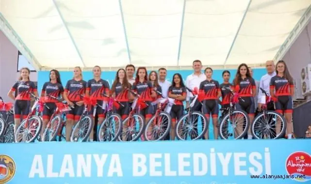 A Dreamy Luxury One-Bedroom Apartment With Special Views Of The Forest, Sea And Sunset *