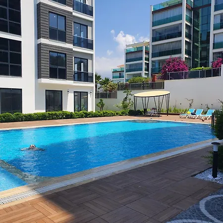 公寓 A Dream House With A Dream View In Royal Park 阿拉尼亚